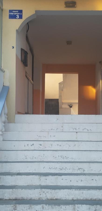 Stathoris Deluxe Apartment Néa Péramos المظهر الخارجي الصورة