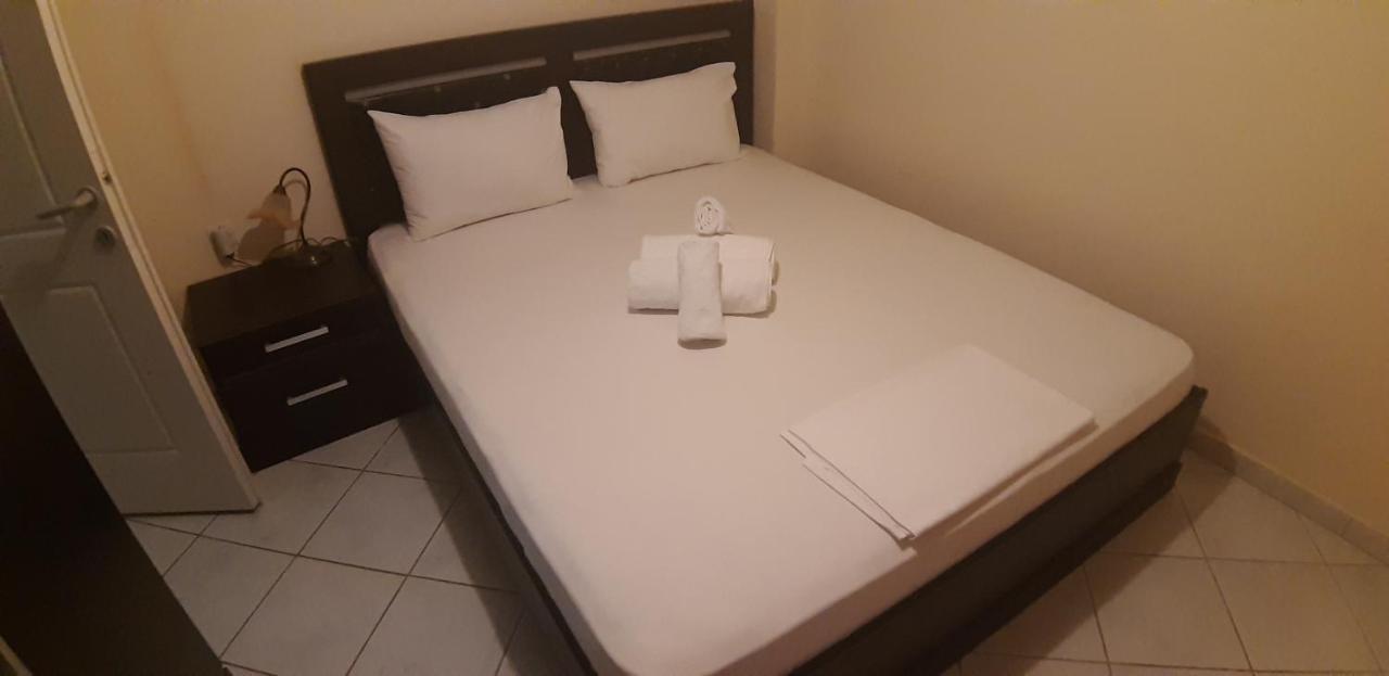 Stathoris Deluxe Apartment Néa Péramos المظهر الخارجي الصورة