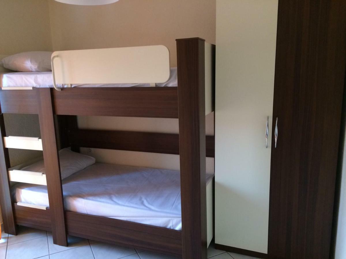 Stathoris Deluxe Apartment Néa Péramos المظهر الخارجي الصورة