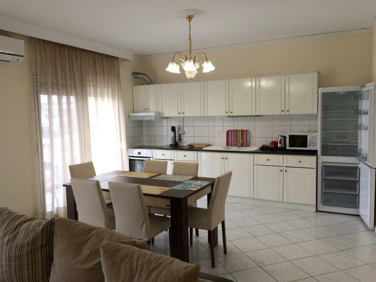 Stathoris Deluxe Apartment Néa Péramos المظهر الخارجي الصورة